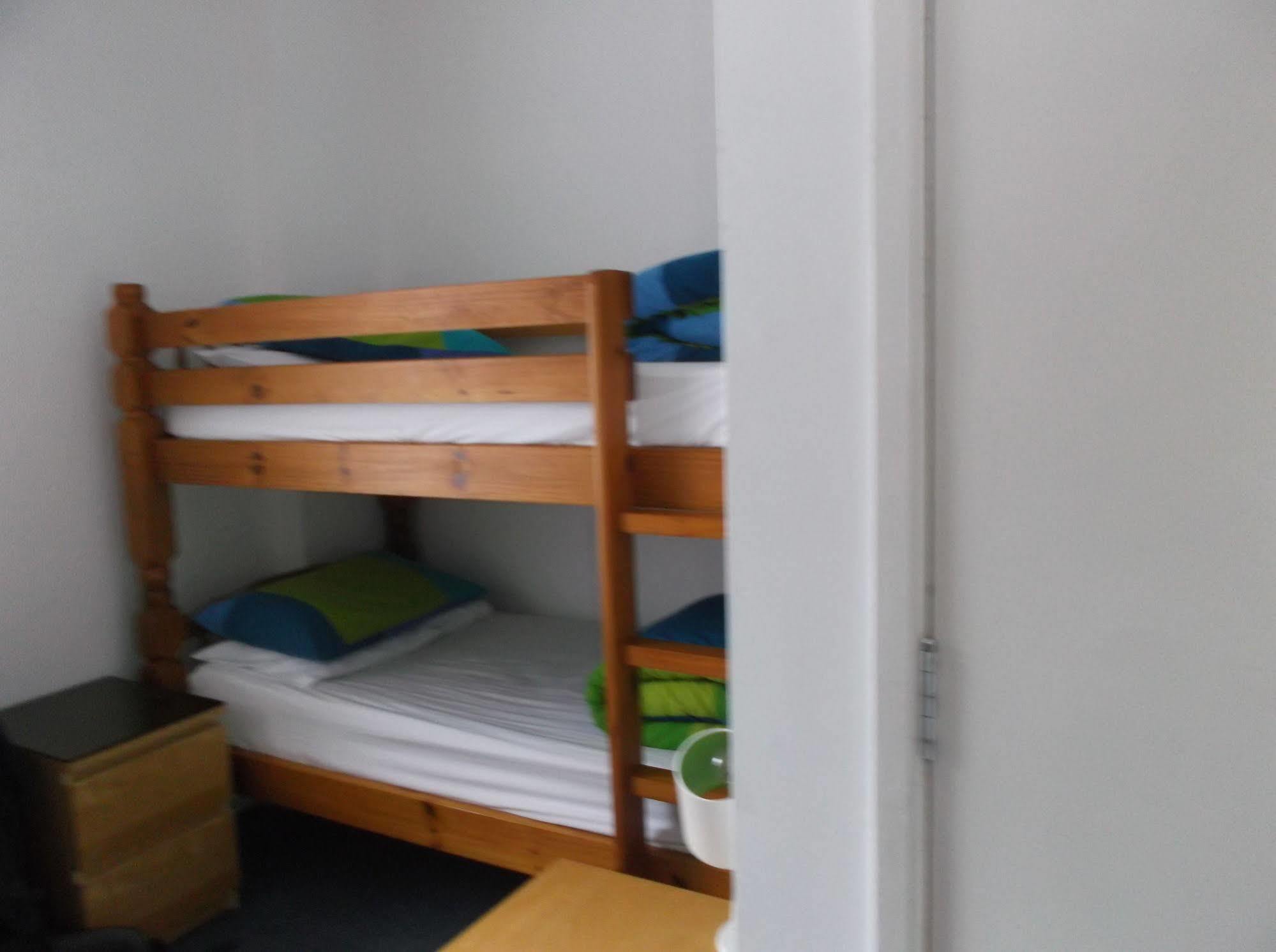 مبيت وإفطار لندنديري Fairman House Backpackers المظهر الخارجي الصورة