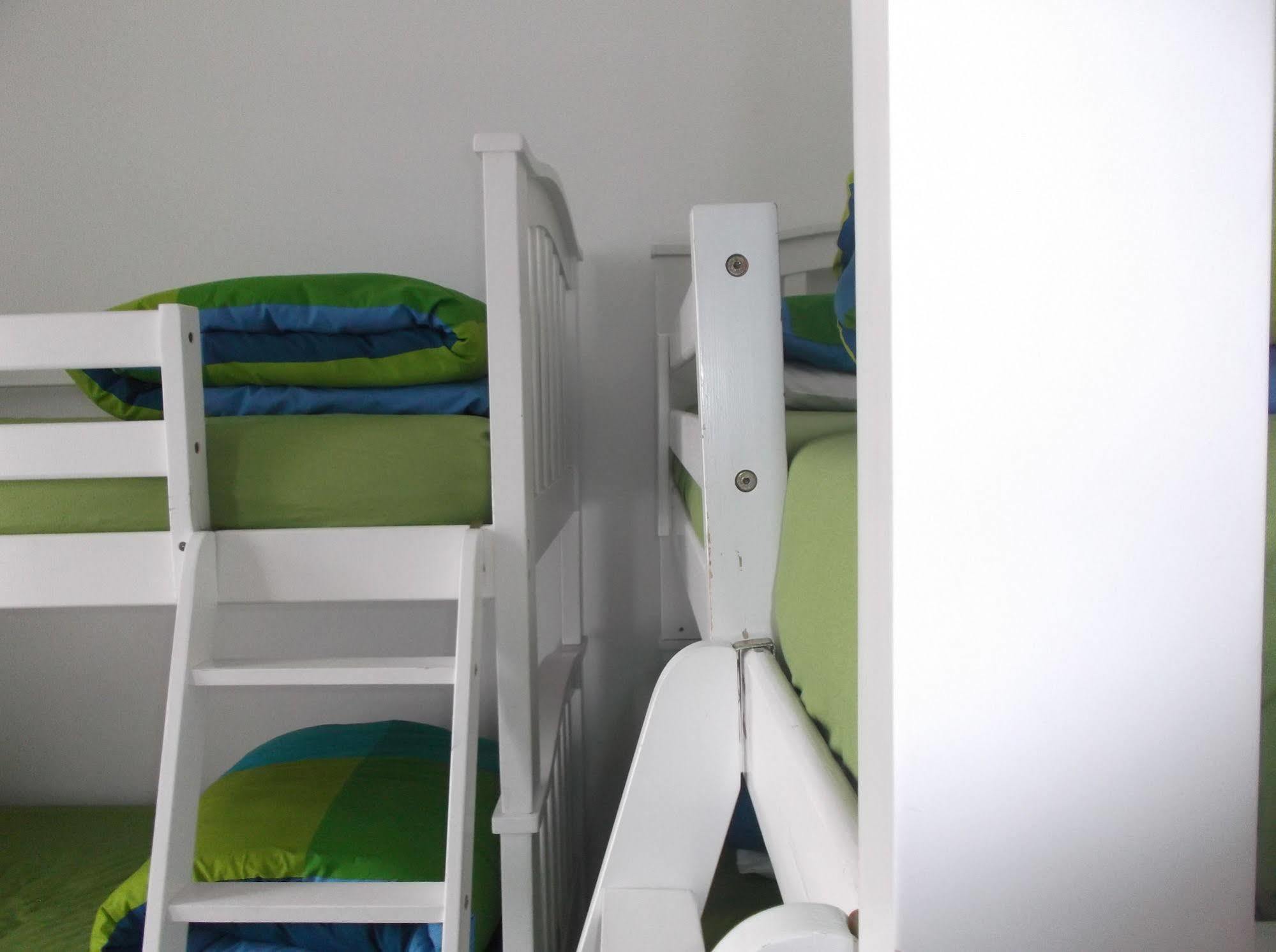 مبيت وإفطار لندنديري Fairman House Backpackers المظهر الخارجي الصورة